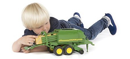 Rolling out the hay with toy balers - Toy Farmers