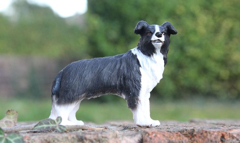 Border Collie toys: Round up using sheep dog figures - Toy Farmers